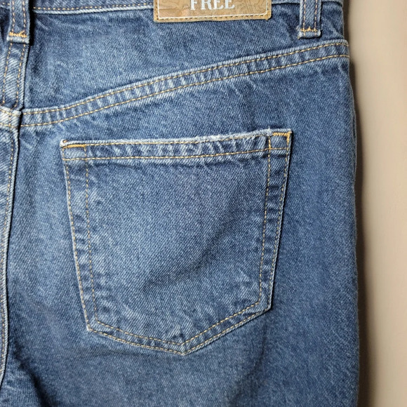 We The Free Free People Mid Rise Straight Jeans | Free People Jeans | Size 27 - Picture 8 of 10